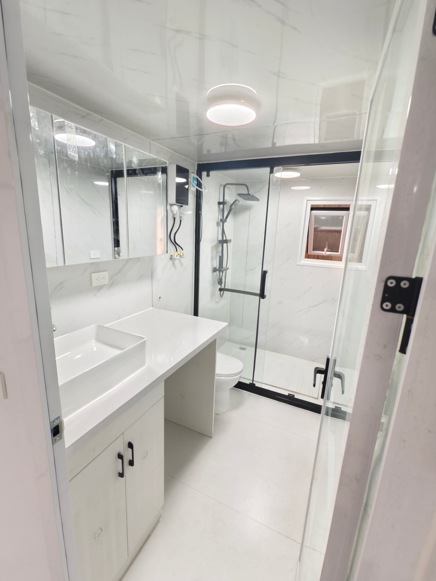 40FT Bathroom Model 2